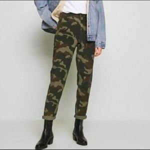 4for $20 American Eagle size 4 camo cord mom jean